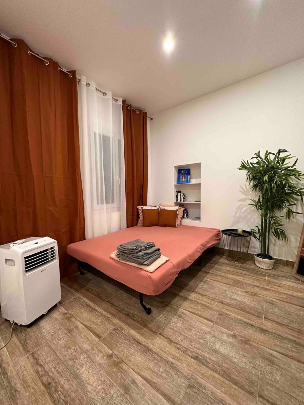 Cosy Studio Vieux Nice A 2 Pas De La Mer Esterno foto